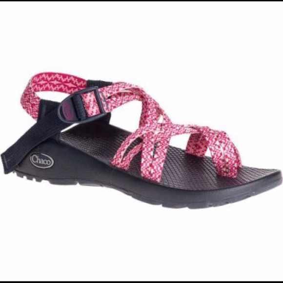 fusion rose chacos
